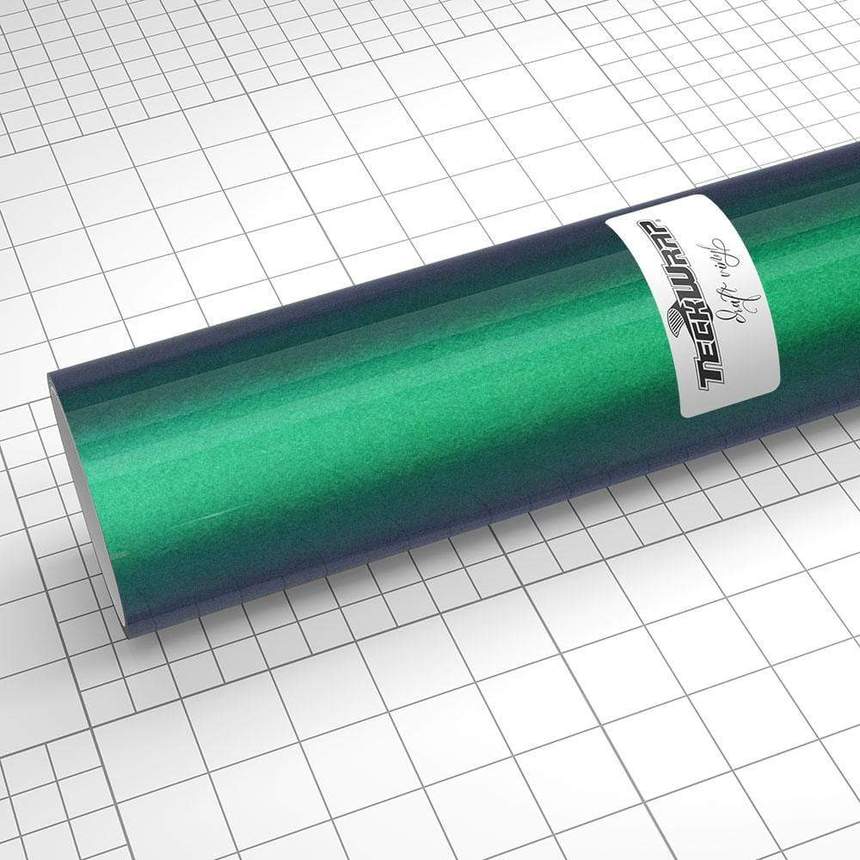 Autocolant cameleon mov verde